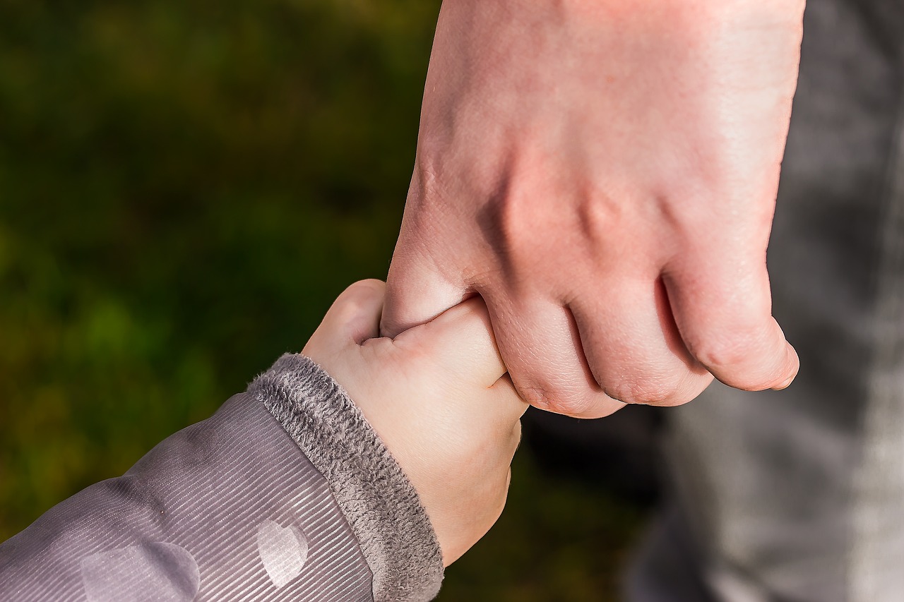 四个月孕妈供卵生的宝宝鼻塞没鼻涕（四个月孕妈供卵生的宝宝鼻塞没有鼻涕）